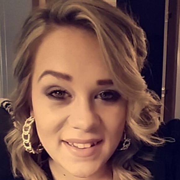 Meet your Posher, Aubrey