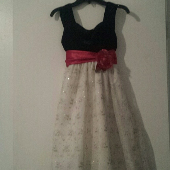 (FINAL PRICE)Pretty ???? Girls dress 9/10
