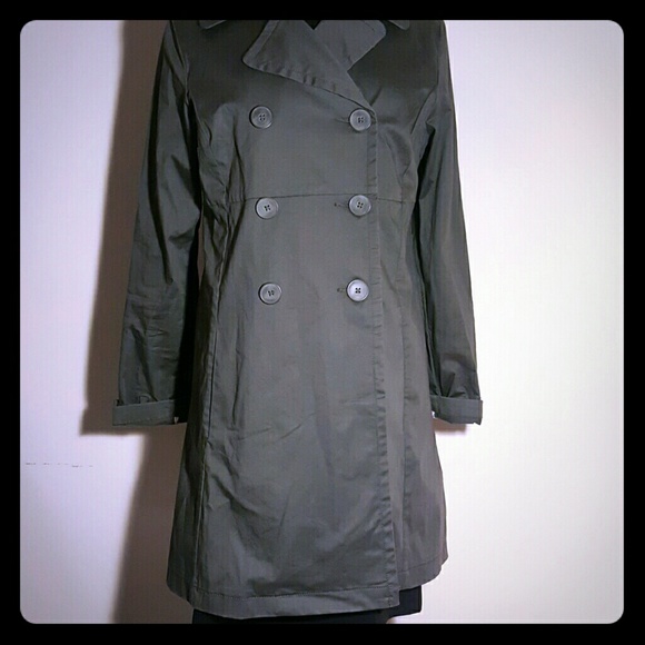 Lightweight Trenchcoat