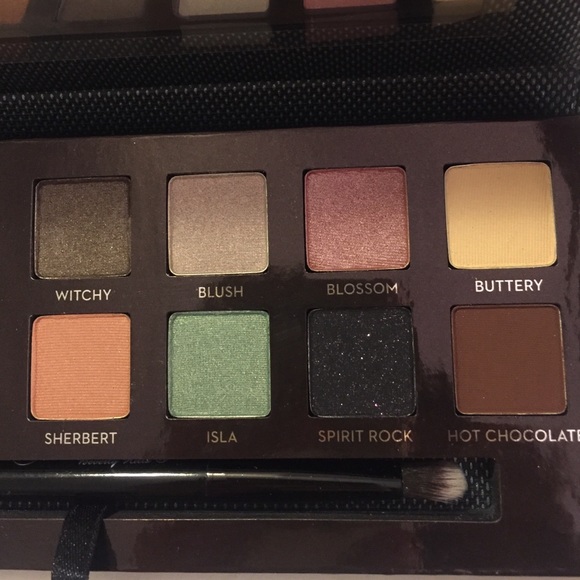 ‼️SOLD‼️ Anastacia Beverly Hills - Picture 3 of 3