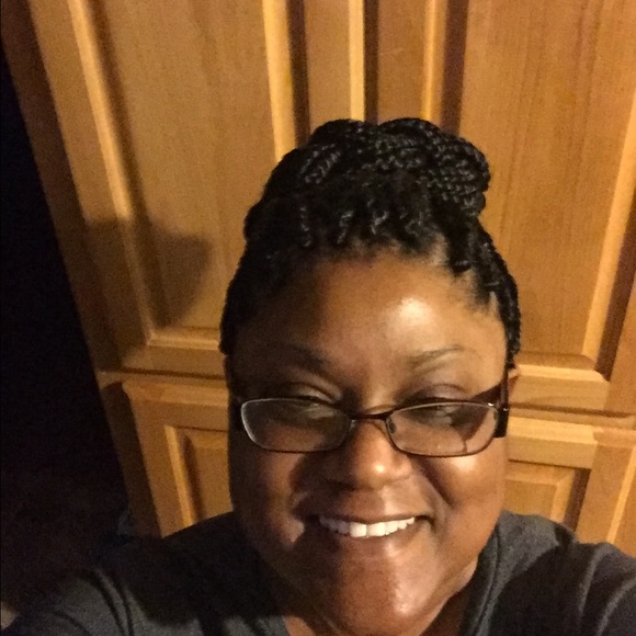 Meet your Posher, Trisa - Picture 1 of 1