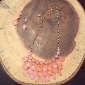 Tear drop necklace pink