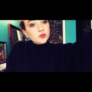 Meet your Posher, Haley