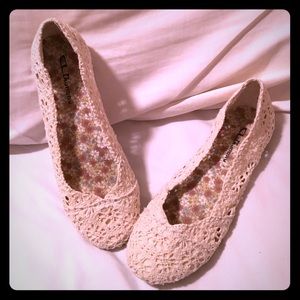 Off-White crochet flats