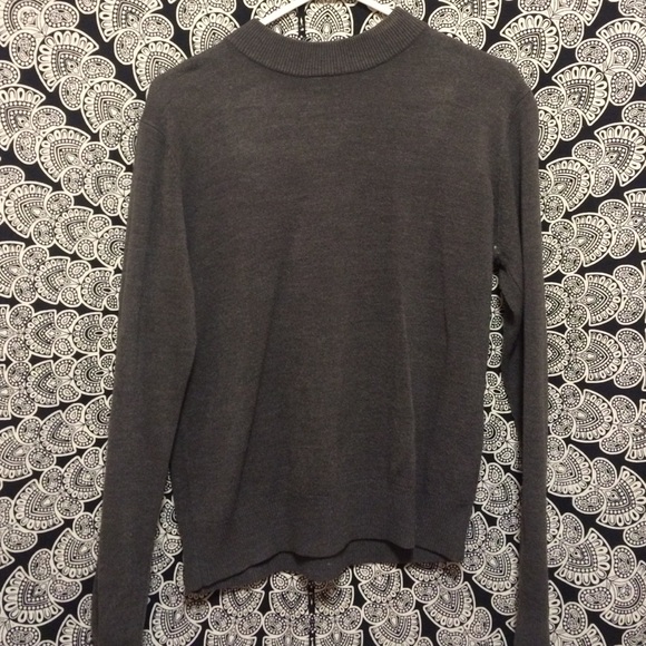 Slightly Turtleneck Grey Sweater