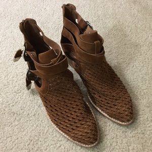 Jeffrey Campbell Everly Booties Ankle Boot Tan 7.5