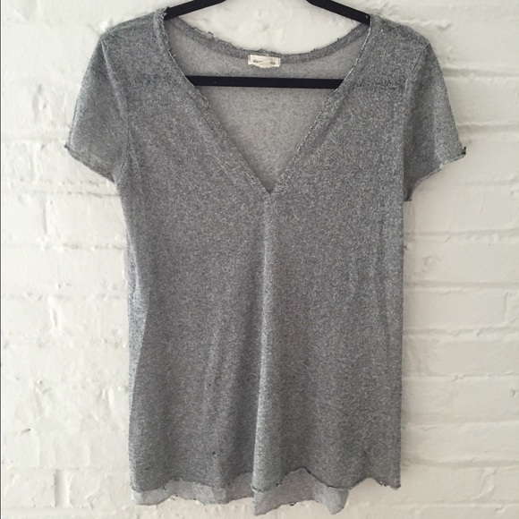 URBAN OUTFITTERS grey knit shirt