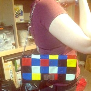 Color block clutch