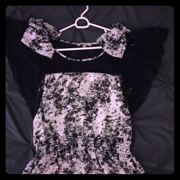 Black and white lacy dress