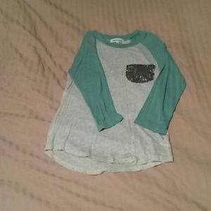 🎉 sale🎉 NWOT Light Weight Shirt