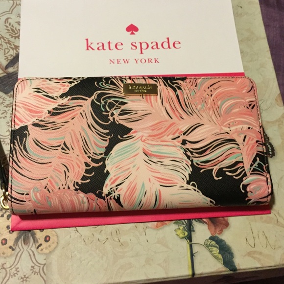 kate spade Handbags - The Neda wallet