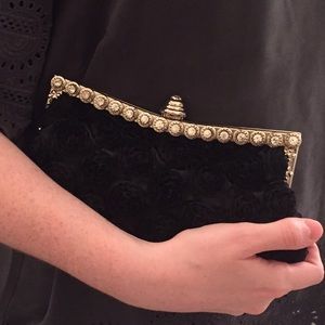 ‼️ fancy black flower clutch purse