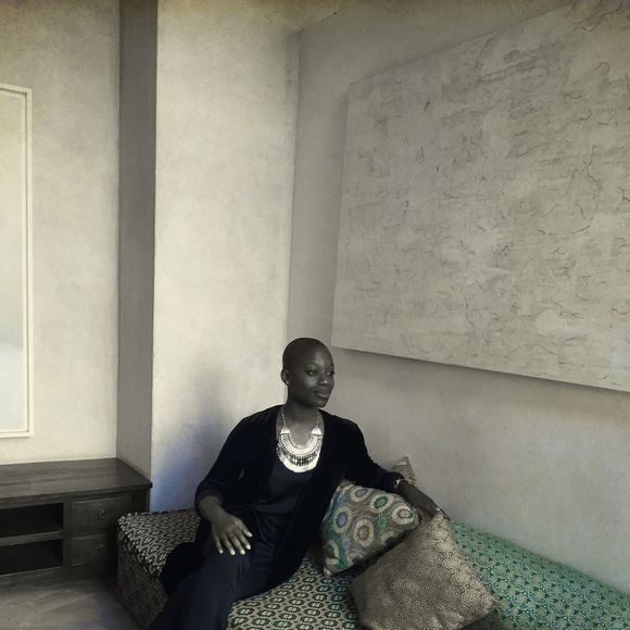 Meet your Posher, Abena