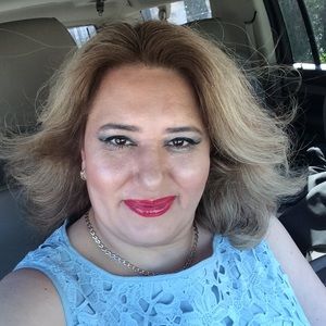 Meet your Posher, Beatriz