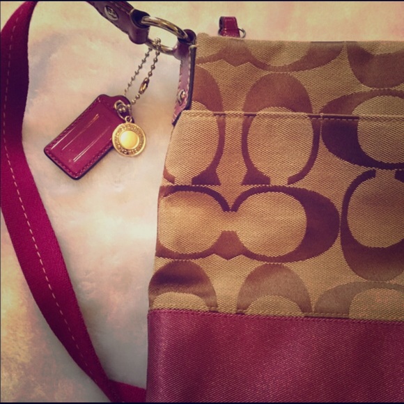 Coach crossbody purse