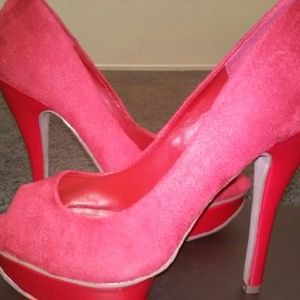 Dolce Vita Red Suede Peep Toe Pumps size 7