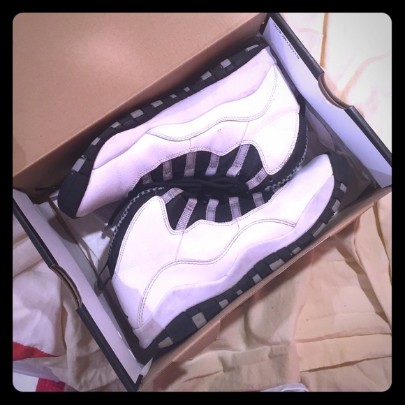 Jordans sz 6.5 steel 10s