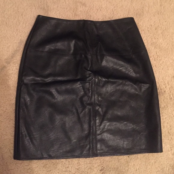 Dresses & Skirts - Faux Skirt