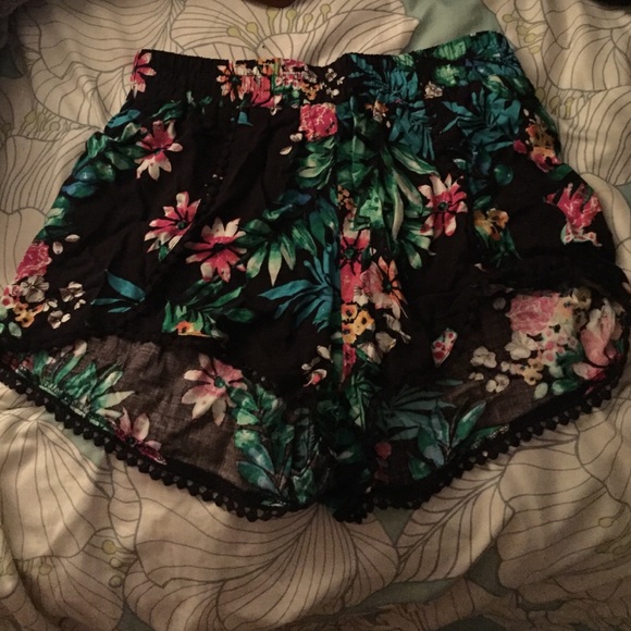 Spring floral shorts