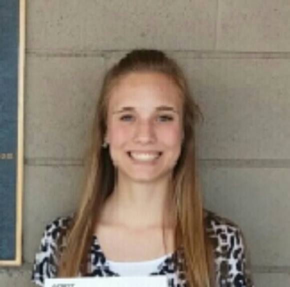 Meet your Posher, Ally - Picture 1 of 1