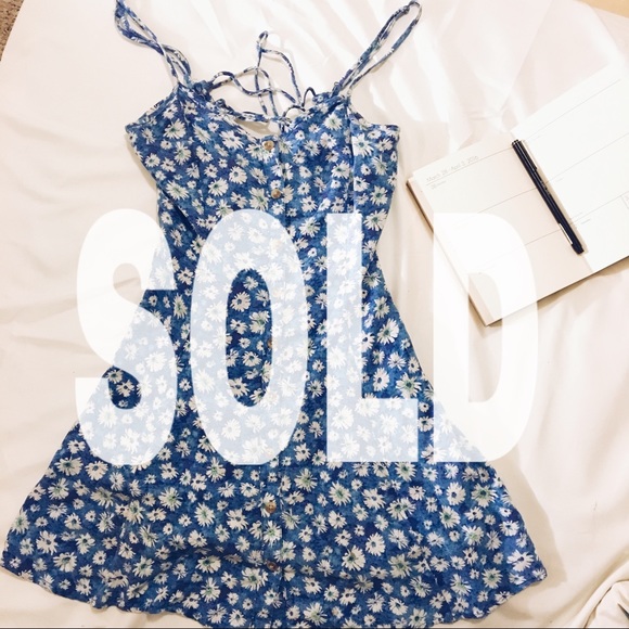 Super cute little blue dress