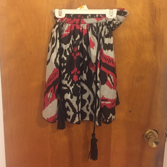 Cute colored print skirt with leather belt - Picture 1 of 2