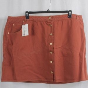 NWT ASOS Curve button up skirt