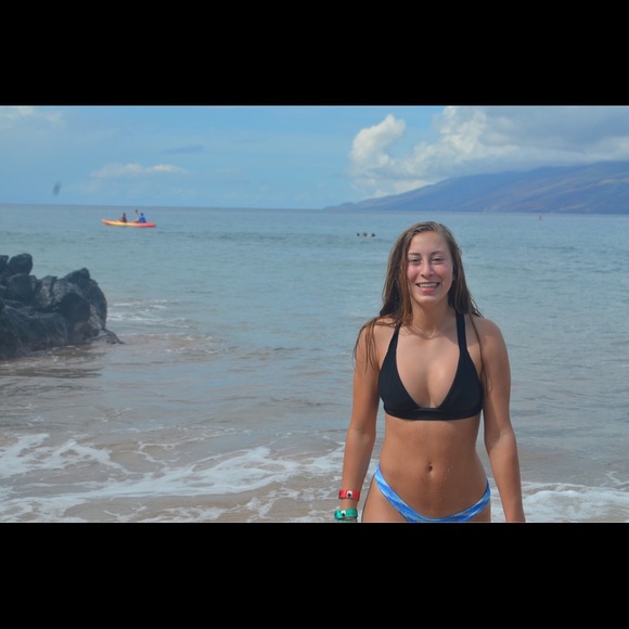 Meet your Posher, Amber - Picture 2 of 2