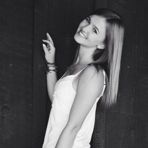 Meet your Posher, Hailey