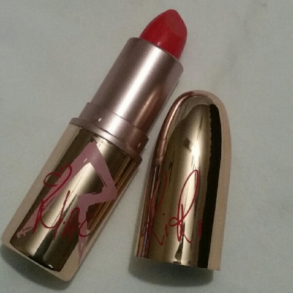 Lipstick