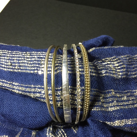 🇺🇸SALE🇺🇸 Chico's Bangle Bracelets - Picture 4 of 4