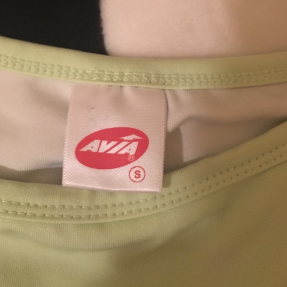 Workout top bundle! - Picture 3 of 4