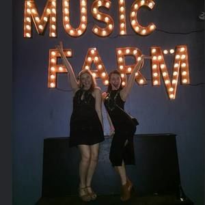 Meet your Posher, Tori