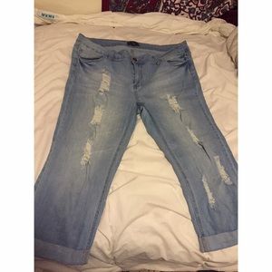 Boyfriend Capris 👖