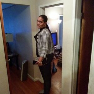 Meet your Posher, Tonia