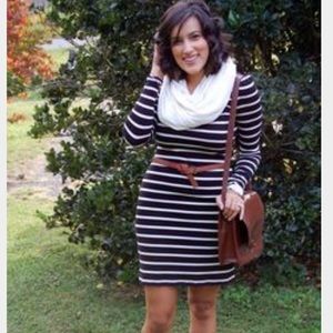 🔴Old Navy Striped Sweater Dress