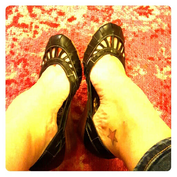 Black leather cage Seychelles wedges 8 or 9