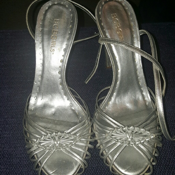 BCBG silver strappy heel