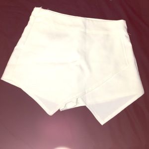 white skort