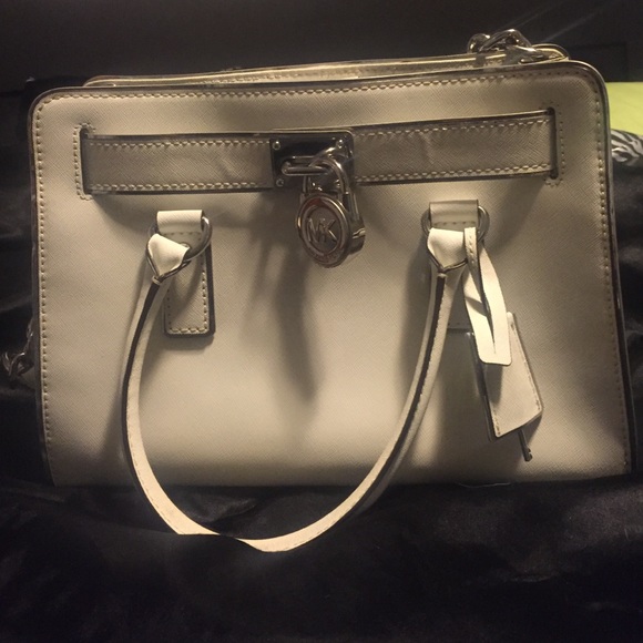Michael Kors Medium size Hamilton.