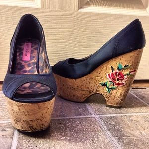 Embroidered Betsey Johnson Wedges Worn Twice!
