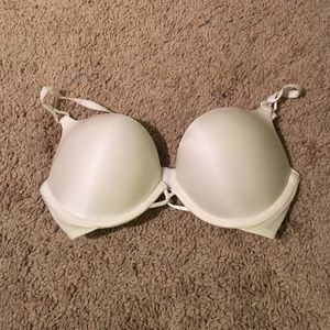 Victoria Secret Bombshell bra