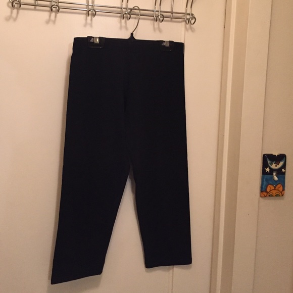 Black Capri Leggings