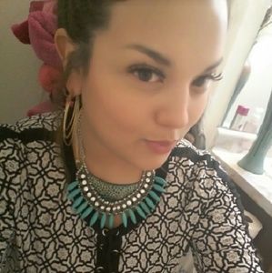 Meet your Posher, Maria