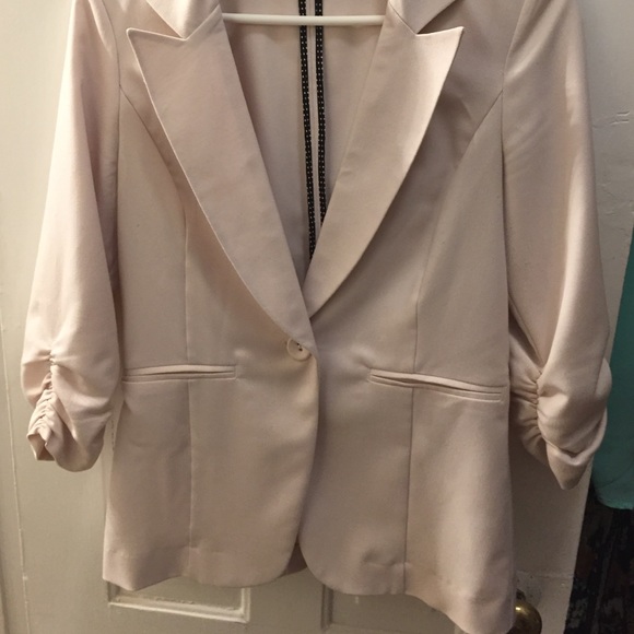 Stoosh Cream Blazer