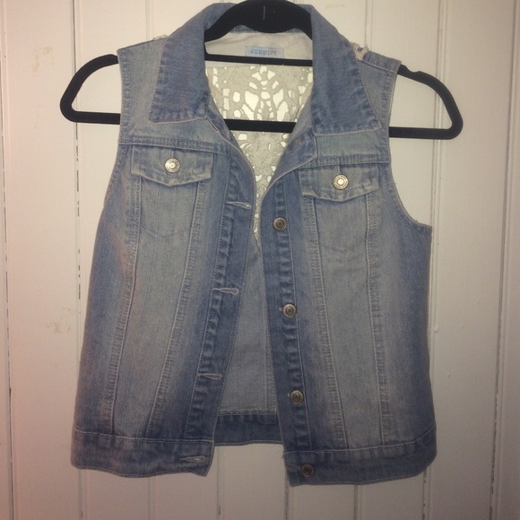 Jun&Ivy Jean Vest
