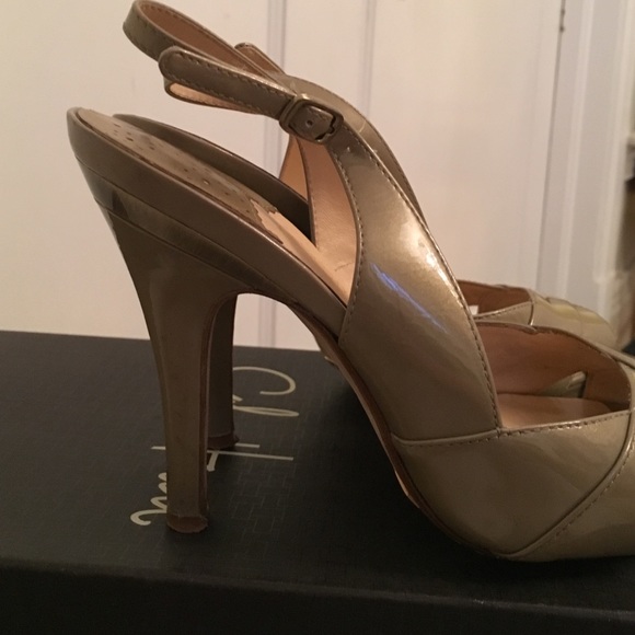 Cole Haan, Nike air, patent leather champaign, 6.5 - Picture 3 of 4