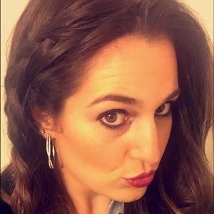 Meet your Posher, Leah