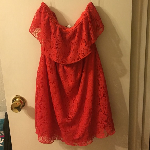 Strapless dress