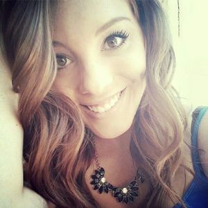 Meet your Posher, Macy